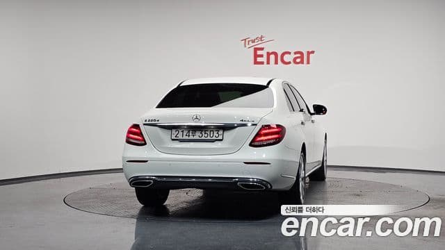 Mercedes-Benz E-класс W213 Exclusive, 2019 4