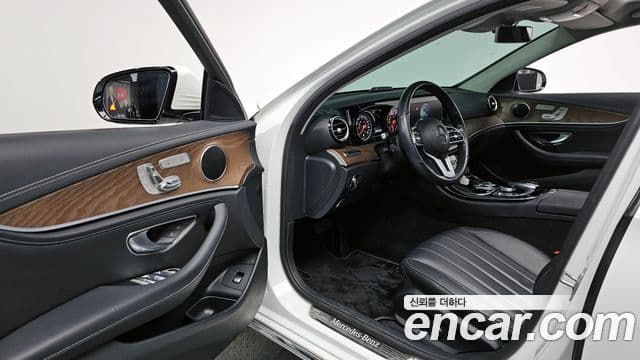 Mercedes-Benz E-класс W213 Exclusive, 2019 11