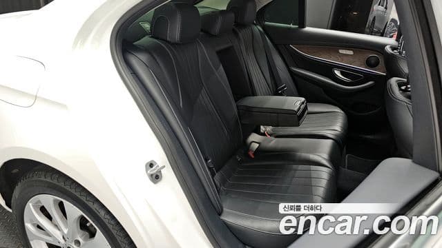 Mercedes-Benz E-класс W213 Exclusive, 2019 12