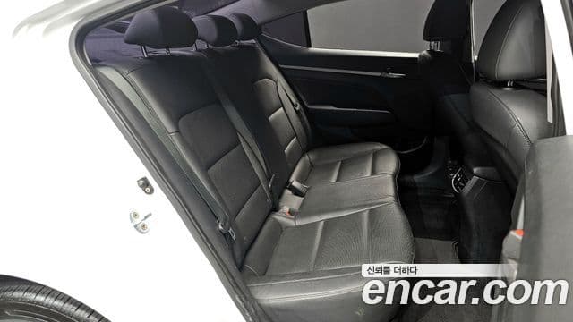 Hyundai Avante AD Special, 2016 12