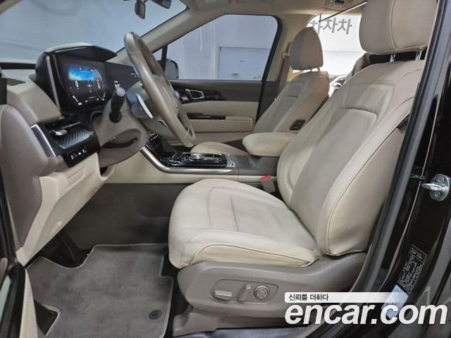 Kia Carnival 4세대 Signature, 2022 11
