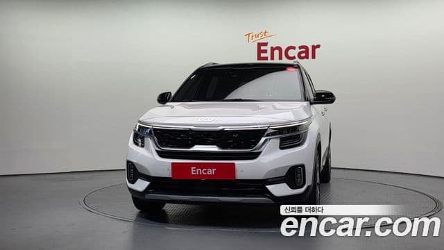 Kia Seltos Signature, 2023 3