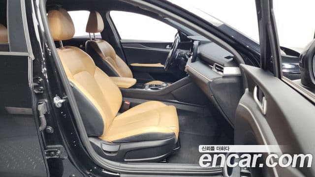 Kia K5 3세대 Prestige, 2020 11