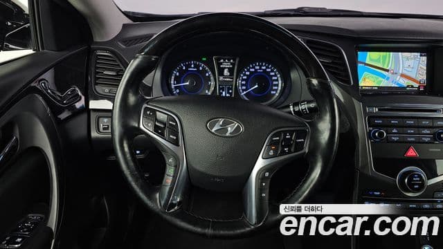 Hyundai Grandeur HG Modern, 2016 13