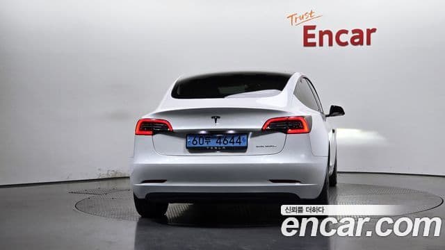 Tesla модель 3 Long Range AWD, 2021 4