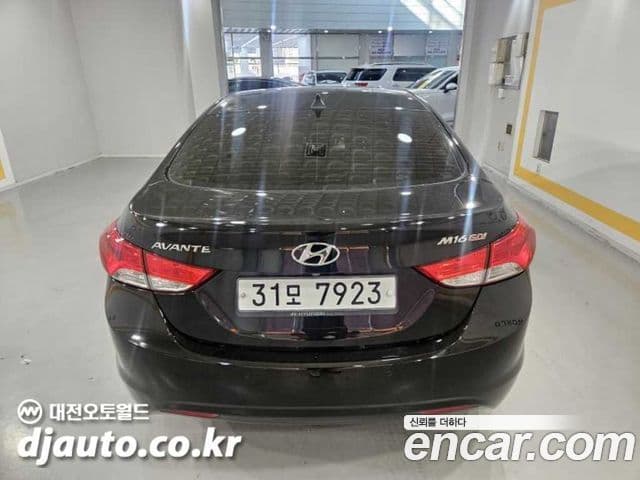 Hyundai Avante MD Premier, 2012 4