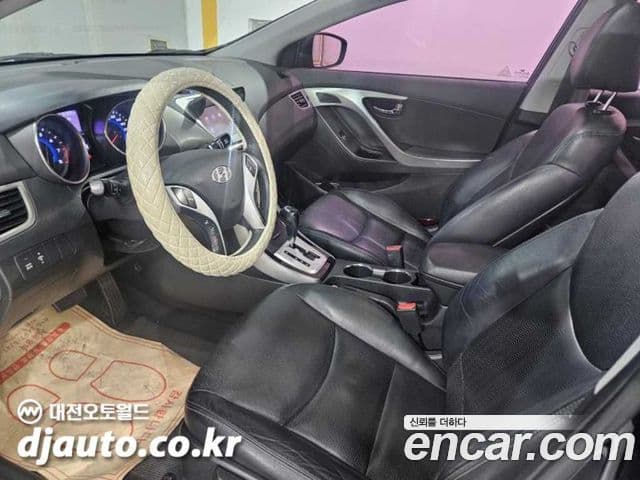 Hyundai Avante MD Premier, 2012 9