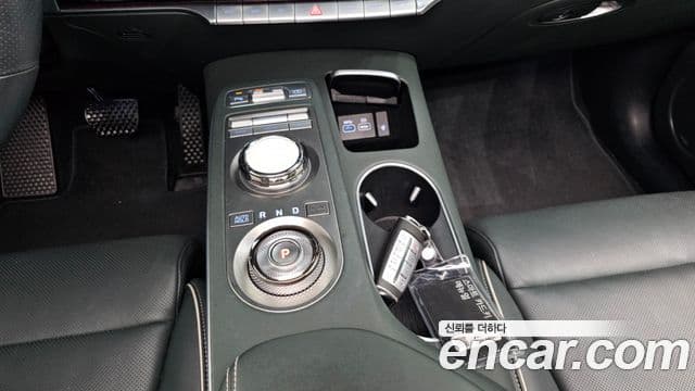 Genesis electrified GV70 e-AWD, 2022 9