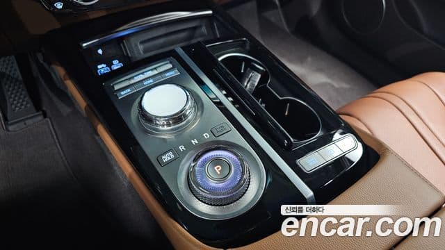 Genesis G80 (RG3) бензин 2.5 турбо AWD, 2023 9