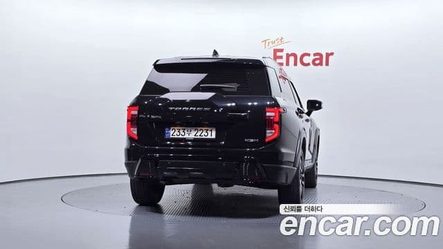 KG모빌리티(SsangYong) Torres Black Edition, 2024 4