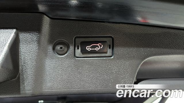 KG모빌리티(SsangYong) Torres Black Edition, 2024 18