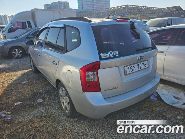 Kia 뉴카렌스 люксовая версия, 2008 3