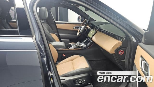 Land Rover Range Rover Velar 3.0 P400 Dynamic HSE, 2025 11