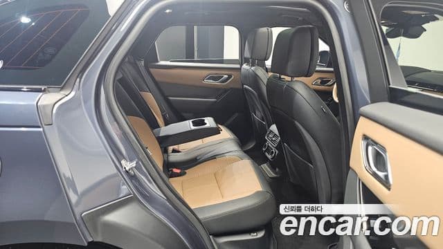Land Rover Range Rover Velar 3.0 P400 Dynamic HSE, 2025 12