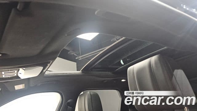 Land Rover Range Rover Velar 3.0 P400 Dynamic HSE, 2025 19