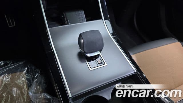 Land Rover Range Rover Velar 3.0 P400 Dynamic HSE, 2025 9