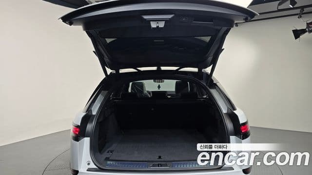 Land Rover Range Rover Velar 3.0 P400 Dynamic HSE, 2025 20