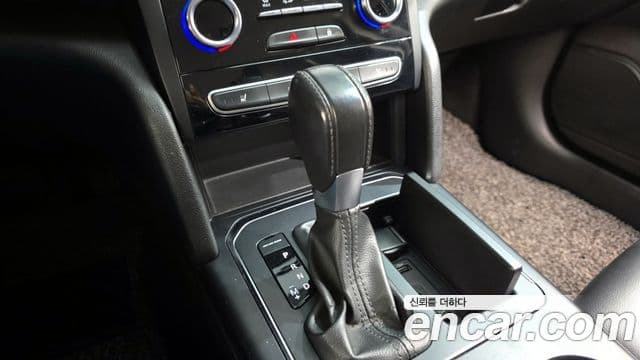 Renault Korea(Samsung) SM6 2.0 LPe SE (арендный автомобиль), 2020 9