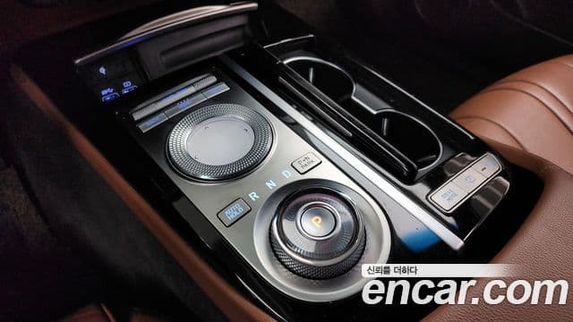 Genesis electrified G80 (RG3) e-AWD, 2022 9