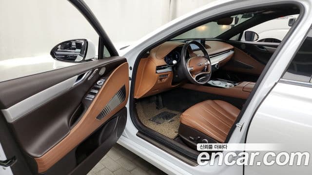 Genesis electrified G80 (RG3) e-AWD, 2022 10