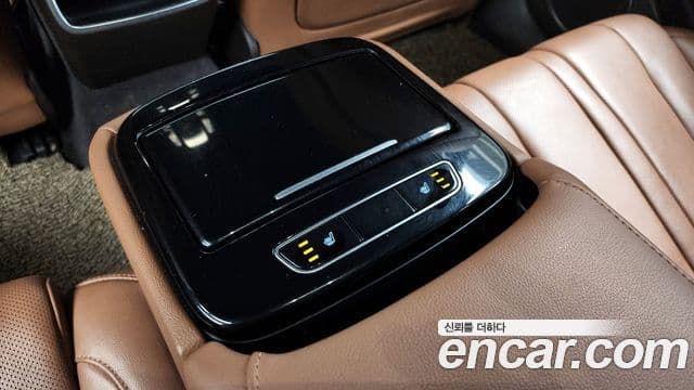 Genesis electrified G80 (RG3) e-AWD, 2022 19