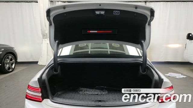 Genesis electrified G80 (RG3) e-AWD, 2022 20