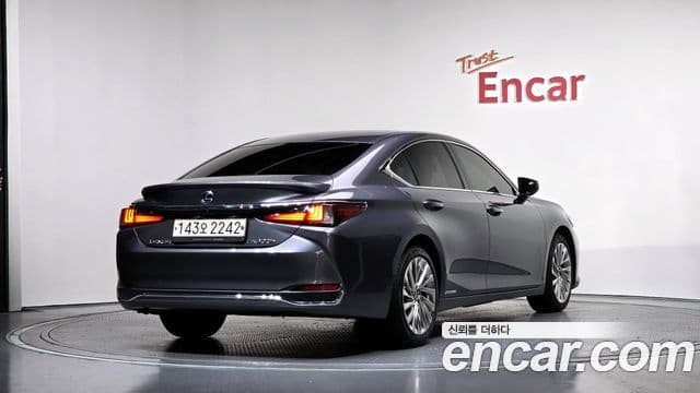 Lexus ES300h 7세대 Executive, 2021 2