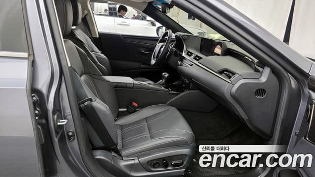 Lexus ES300h 7세대 Executive, 2021 11