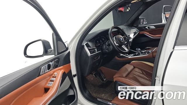 BMW X7 (G07) xDrive 40i M Sport 6인승, 2022 10