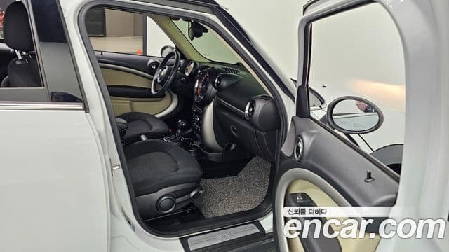 Mini Cooper D Countryman 1세대, 2015 10