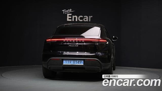 Porsche Macan EV 4S, 2025 4