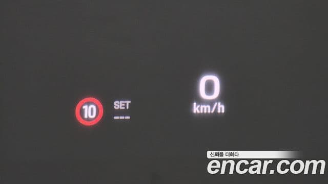 Porsche Macan EV 4S, 2025 18