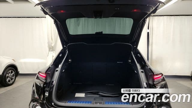 Porsche Macan EV 4S, 2025 20