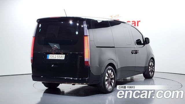 Hyundai Staria Inspiration, 2022 2