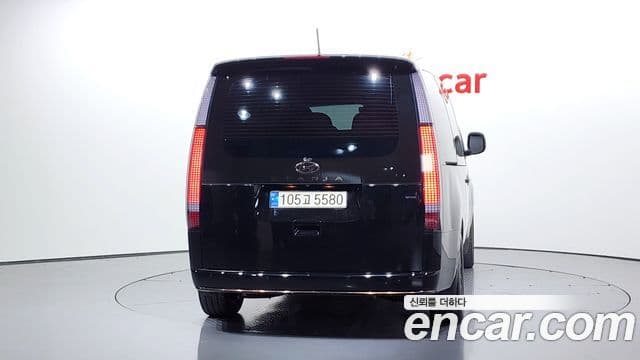 Hyundai Staria Inspiration, 2022 4