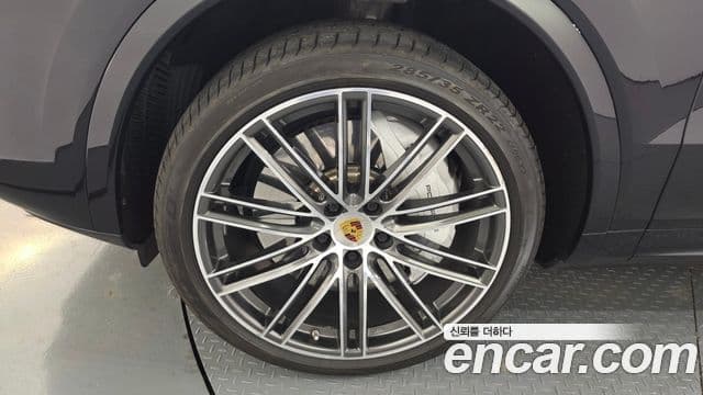 Porsche Cayenne (PO536) 4.0 турбо купе, 2020 все фото