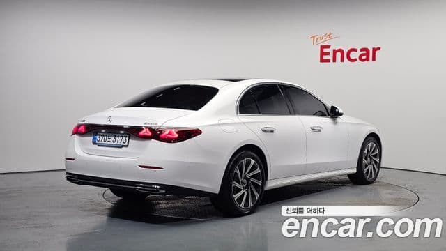 Mercedes-Benz E-класс W214 Exclusive, 2024 2