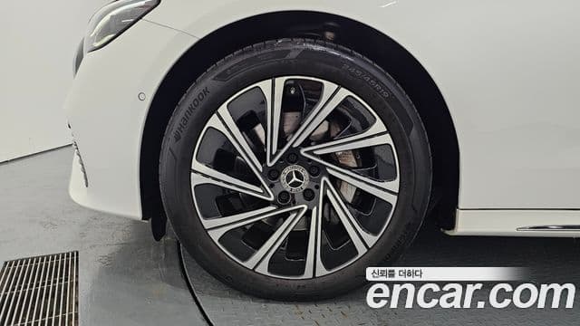 Mercedes-Benz E-класс W214 Exclusive, 2024 все фото