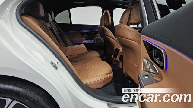 Mercedes-Benz E-класс W214 Exclusive, 2024 12