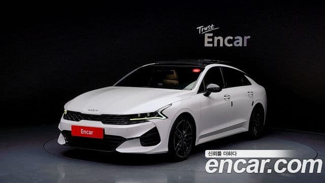Kia K5 3세대 Signature, 2022 1