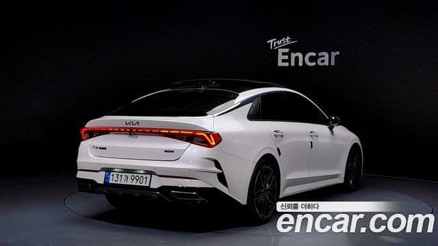 Kia K5 3세대 Signature, 2022 2