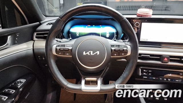 Kia K5 3세대 Signature, 2022 13
