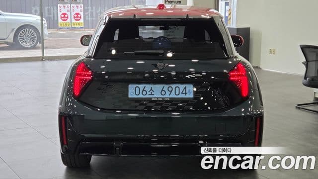 Mini Cooper Электрический (Electric) 4세대 JCW, 2025 4