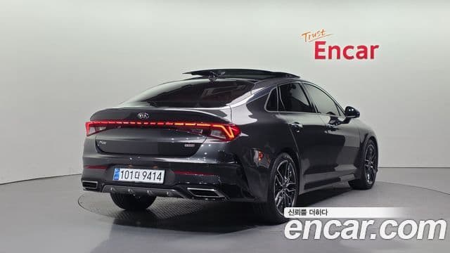 Kia K5 3세대 Signature, 2021 2