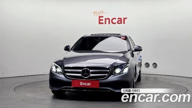 Mercedes-Benz E-класс W213 E300 Avantgarde Intelligent Drive, 2017 3