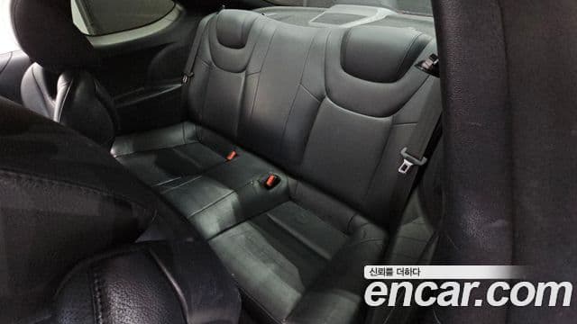 Hyundai Genesis купе 200 турбо R, 2011 12