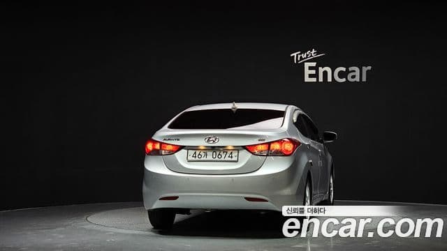 Hyundai Avante MD Style, 2014 4