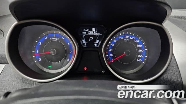 Hyundai Avante MD Style, 2014 8