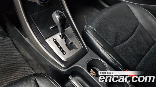 Hyundai Avante MD Style, 2014 9