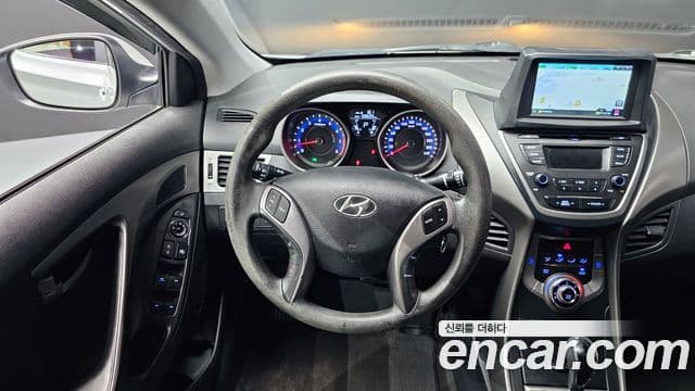 Hyundai Avante MD Style, 2014 13
